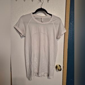 lululemon athletica White Short Sleeve Tee